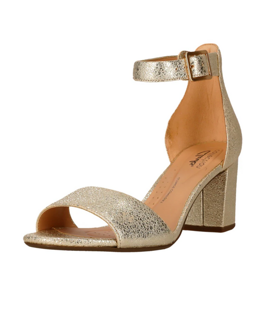Clarks - Dave Mae damepumps