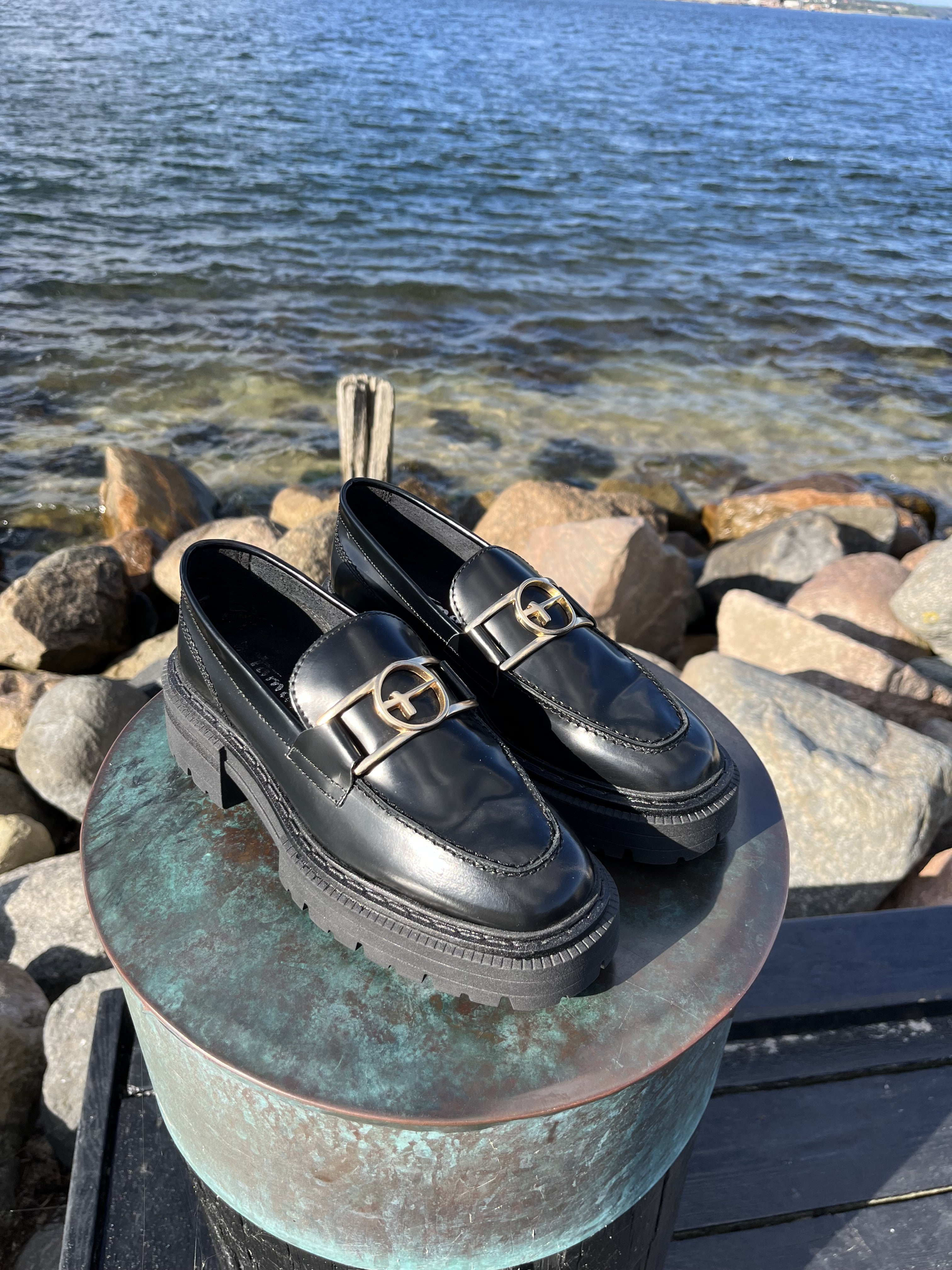 Tamaris - Sort loafers
